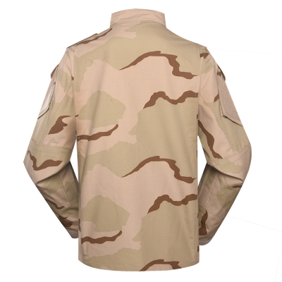 trois couleurs uniforme militaire de camouflage du désert