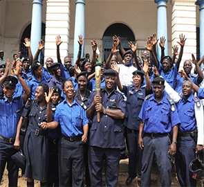 ORDRE DE LA POLICE DE LA SIERRA LEONE (SLP)| xinxingarmy.com